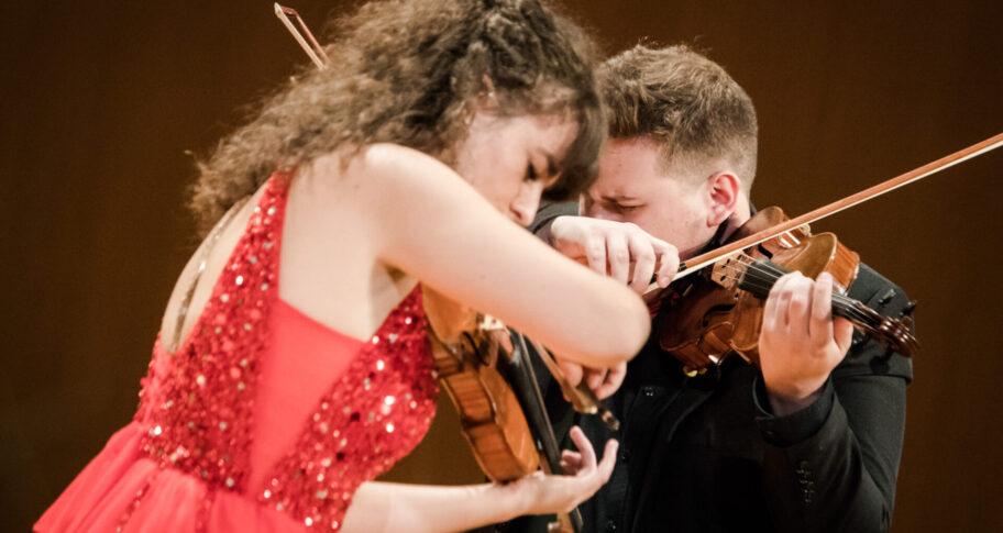 Zdjęcie: Polish Violin Duo | Polish Music on Stage