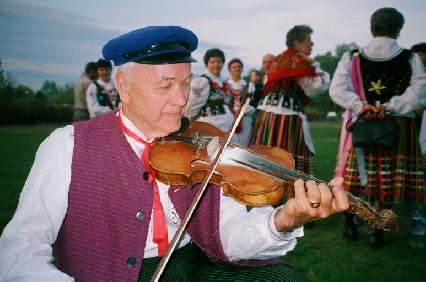 Zdjęcie: Warsztaty polskiej muzyki tradycyjnej z regionu świętokrzyskiego